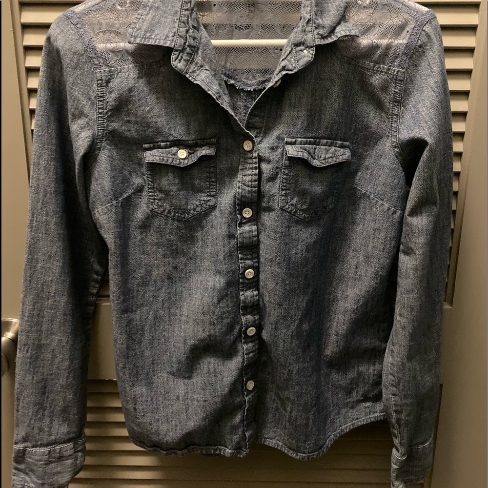 American Eagle Botton button up